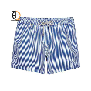 Shorts de bain pour hommes, shorts de plage imprimés tendance - Product Image 1