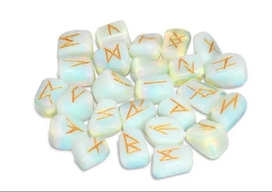 Ensemble de runes en opalite, 25 pierres de divination en cristal, runes nordiques Elder Futhark, pierres d'oracle carrées polies pour la divination et la méditation - Product Image 4
