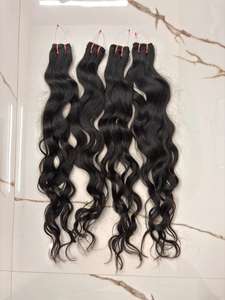 Extensiones de Cabello Virgen Indio Natural Liso 100% Sin Procesar con Puntas Gruesas y Bajo MOQ - Product Image 5