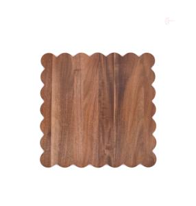 Planche à découper en bois éco-responsable, fabriquée en bois naturel, idéale pour des cuisines durables et hygiéniques - Product Image 5