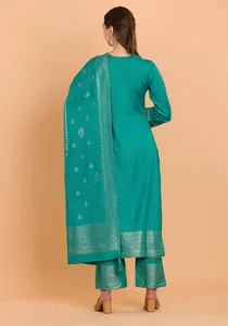 Tissu de robe non cousu Safaa Premium en viscose, pour costumes d'hiver pakistanais avec étole - Product Image 3