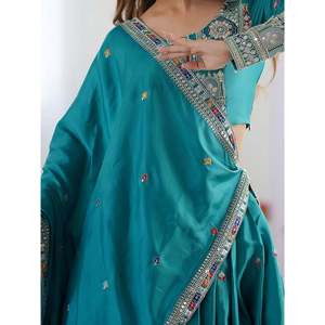 Lehenga Choli de Seda Crepé con Bordado Dori en Verde Azulado para Vestir en la Noche de Forma Festiva - Product Image 1