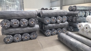 ผ้าสปันบอนด์สีดำพรีเมียม 90 GSM PP โพลีโพรพิลีน 100% วัสดุเป็นมิตรกับสิ่งแวดล้อม น้ำหนักเบา สำหรับทำถุงช้อปปิ้ง - Product Image 3