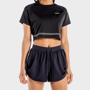 T-shirt court pour femme, idéal pour l'été, design de haute qualité avec logo personnalisé et prix abordable, style décontracté et élégant pour les acheteurs OEM. - Product Image 1