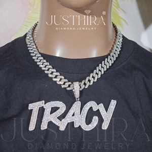 Excellent Quality Certified Natural Diamond Pendant in 18K Gold Elegant Necklace for Daily Wear and Gifting Purpose For Sale - Product Image 6