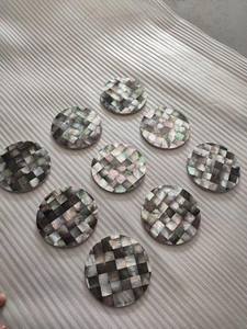 Exquisito Posavasos Artesanal Personalizado Clásico y Ecológico con Mosaico de Piedras para Decoración de Mesa - Product Image 6