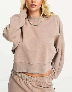 Conjunto de sudadera corta beige para mujer y pantalones cargo anchos a juego, conjunto de dos piezas de ropa informal de felpa gruesa de primera calidad - Product Image 5