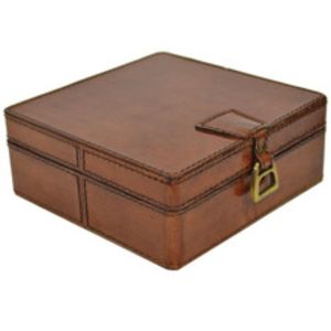 Caja de Joyería Cuadrada Pequeña de Madera con Logotipo Personalizado de Lujo, Caja de Regalo de Madera con Acabado de Cuero PU Premium para Anillos y Pendientes - Product Image 4