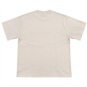 T-shirt tendance personnalisé avec imprimé de voiture de sport blanche, col rond, 100% coton jersey, manches courtes, unisexe. - Product Image 2