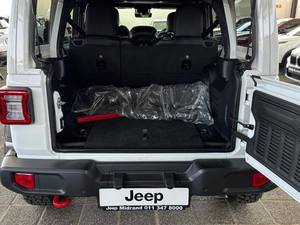 Jeep Wrangler Unlimited Rubicon Sport Utility 4D 2025 - Product Image 4