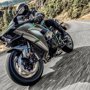 Moto Kawasaki Ninja H2 Carbon 998cc suralimentée 2022 |   Hyperbike en édition limitée |   ABS |   Performances Premium |   Vente en gros - Product Image 4