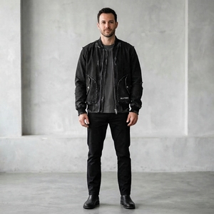 Blouson Bomber Noir Distressed pour Homme – Veste d'Hiver Streetwear – Vente en Gros – Blouson Décontracté Zippé pour Homme – Vêtement d'extérieur Tendance - Product Image 1