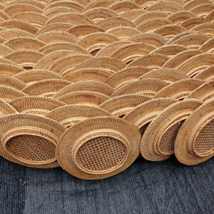 Assiettes de présentation en rotin de couleur naturelle en gros napperons Boho naturels pour les paramètres de table de mariage décor de dîner de ferme - Product Image 6