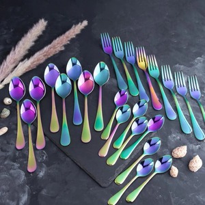 Ensemble de couverts en acier inoxydable arc-en-ciel, finition miroir, résistant à la rouille, design moderne pour les occasions festives - Product Image 5