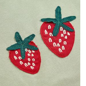 Custom Women <b>Strawberry</b> Print Ribbed Crop Tank <b>Top</b> Sleeveless Cotton Slim Fit Summer Casual Vest Wholesale OEM - Product Image 3