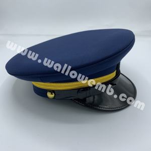 Casquette de pilote d'avion personnalisée haut de gamme pour services aériens à Dubaï – Offre Spéciale - Product Image 3