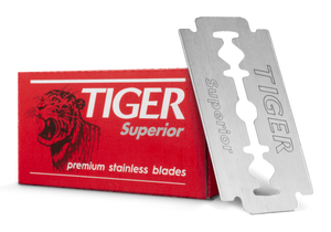 Cuchillas Desechables Tiger Superior Premium de un Solo Filo, Hechas de Acero Inoxidable Sueco con Recubrimiento de Cromo PTFE para un Afeitado Suave - Product Image 1