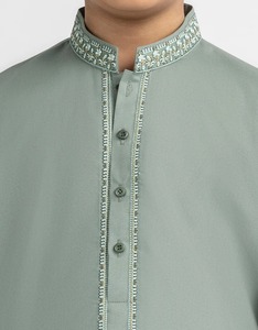Conjunto de Kurta Tradicional de Algodón para Niños, Color Verde Menta, Corte Regular, Largo hasta el Tobillo, Estilo India-Pakistán, para Todas las Temporadas - Product Image 4