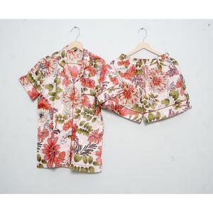 Pyjama décontracté pour femme en coton et dentelle, manches courtes, col en V, imprimé floral, respirant, lavable, coupe trapèze, sexy, avec cordon de serrage - Product Image 3