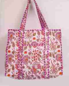 กระเป๋าผ้าฝ้ายลายดอกไม้สีชมพูแบบเย็บติดกัน - Product Image 3