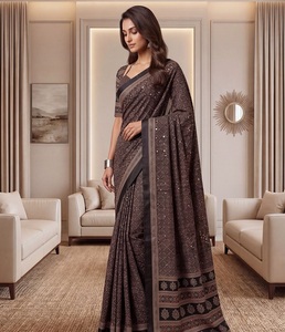 Sari Tradicional Indio de Seda con Estampado Digital y Parches Multicolores para Bodas y Eventos Festivos para Mujer - Product Image 1