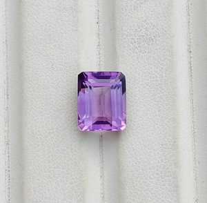 Piedra preciosa de amatista natural, corte octogonal, amatista morada facetada, cristal para la fabricación de joyas, anillos, collares, venta al por mayor. - Product Image 1