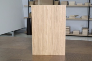 Contrachapado con chapa de roble - Contrachapado con chapa de PS, chapa de arce lijada por ambos lados, superficie plana, mezcla de madera de caucho, madera blanca y acacia - Product Image 6