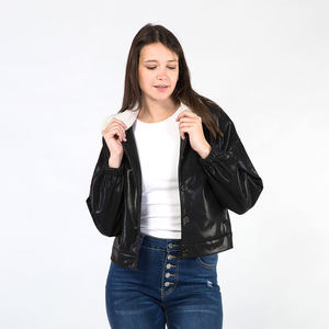 Veste en cuir PU ample et chaude à texture tendance, style décontracté avec revers et boutons pour femme, idéale pour l'hiver et le streetwear - Product Image 5