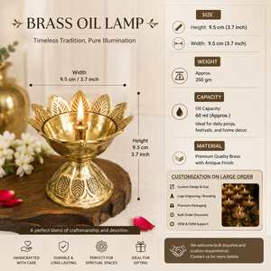 Lampe à huile traditionnelle en laiton avec motif de lotus gravé pour les cérémonies religieuses, décorations de Diwali, lumière de temple Deepam - Product Image 2