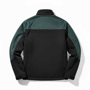 Chaqueta Soft Shell para Hombre STALWART IMPEX, Color Negro y Verde, Bloques de Color, Manga Larga, Resistente al Viento, Transpirable, Absorbe la Humedad - Product Image 2