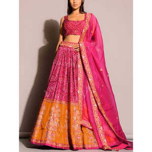 Diseñador Bandhani Look Mujer Lehenga Choli con Dori Thread Sequence Work - Product Image 5