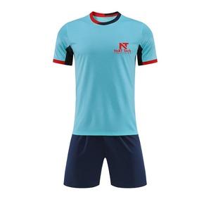 Vêtements de sport confortables pour hommes, uniforme de football 100% polyester, uniforme de football sur mesure pour hommes - Product Image 2
