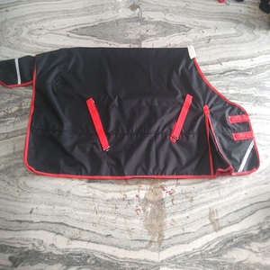 Équipement équestre, couverture d'hiver en polyester combiné, épaisse, imperméable, résistante aux déchirures, en coton, faite à la main, pour la course et l'équitation - Product Image 5