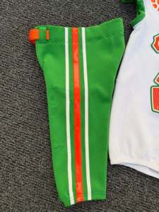 Camiseta de Fútbol Americano Rexfit SPORTS para Mujer, Modelo GATORS, Blanca, Verde y Naranja # 8 Camisetas sin mangas sublimadas con cuello en V de malla transpirable para adulto, ajustadas - Product Image 5