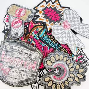 Patchs brodés de fleurs botaniques de haute qualité avec motif de fil personnalisé, appliqués thermocollants en tissu sergé pour vêtements, sacs et chapeaux - Product Image 4