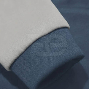 Ensemble de survêtement à capuche pour homme – Idéal pour le fitness, la course, la gym et l'entraînement en extérieur – Coupe ajustée, poches, élégant et confortable - Product Image 3