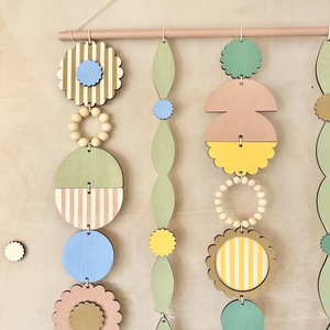 Marco de fotos de madera colgante redondo con estampado en relieve y troquelado Delarchi HT14 de 2 colores para decoración del hogar pared vacía - Product Image 2