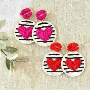 Nouvelles boucles d'oreilles pendantes brodées à la main avec perles de rocaille motif XO, pour fêtes, cadeaux festifs, accessoire de mode, boucles d'oreilles créoles tendance - Product Image 3