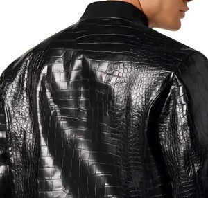 Chaqueta Bomber Negra para Hombre con Estampado de Cocodrilo, Cuello Alto, Cierre Frontal con Cremallera, Estilo Motero, para Otoño/Invierno - Product Image 4