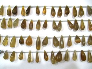 Perles lisses en forme de goutte d'eau en calcédoine brune naturelle, vendues par brin de 8 pouces - Product Image 3