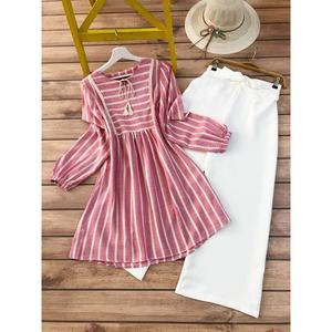 RAYÓN FANCY CON ESTAMPADO DIGITAL TRABAJO TOP CON PALAZZO BABY PINK ESTIRABLE - Product Image 1