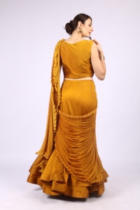 Hermoso atuendo con elegancia. Saree estilo sirena listo para usar para mujer con trabajo de espejos. Aspecto glamuroso para mujer. - Product Image 6