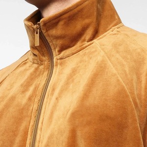 Ensemble de survêtement léger et performant pour homme, personnalisé, avec veste zippée intégrale en tissu respirant et pantalon de sport assorti - Product Image 4