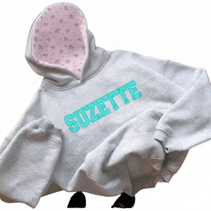 Sweat-shirt à capuche surdimensionné gris pour femme, doublure florale, imprimé lettres Maureen, en coton, haut d'automne - Product Image 2
