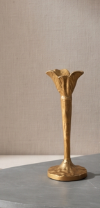 Candelabro de Aluminio Dorado sin Llama con Diseño Floral Botánico, Centro de Mesa Texturizado para el Día de San Valentín, Pedido al por Mayor - Product Image 3