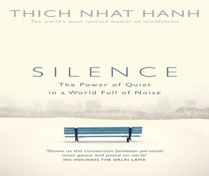 Silence By Penguin, libro en inglés con tapa blanda, libro sobre la conciencia del paz interior y la vida consciente - Product Image 1