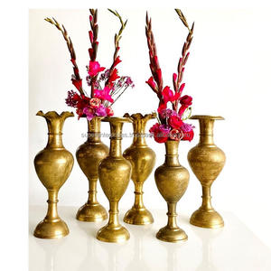 Vases à fleurs en métal de haute qualité décorations de table à la maison vase en verre de bureau vase de couleur laiton nordique avec un design créatif - Product Image 1