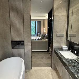 Piedra de mármol pulido de alta calidad para encimeras de cocina, tocadores de baño y construcción de edificios disponible para la venta. - Product Image 1