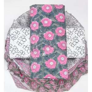 Tissu en coton imprimé de qualité supérieure, doux, léger et respirant, idéal pour la confection de Kurtis, de robes et de vêtements d'été. - Product Image 3