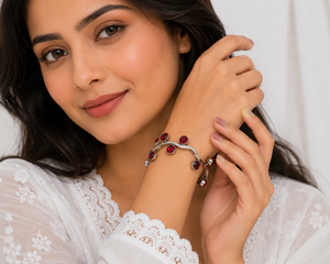 Bracelet manchette en argent pour femme avec pierres de cristal multicolores |   Bijoux Kada faits à la main - Product Image 3